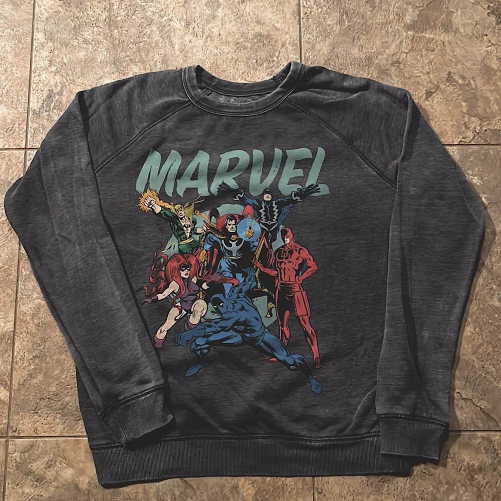 MARVEL NWOT Heroes Sweatshirt